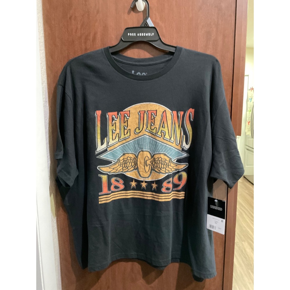 Lee® Women's Logo Tee, Size S (A-042)
